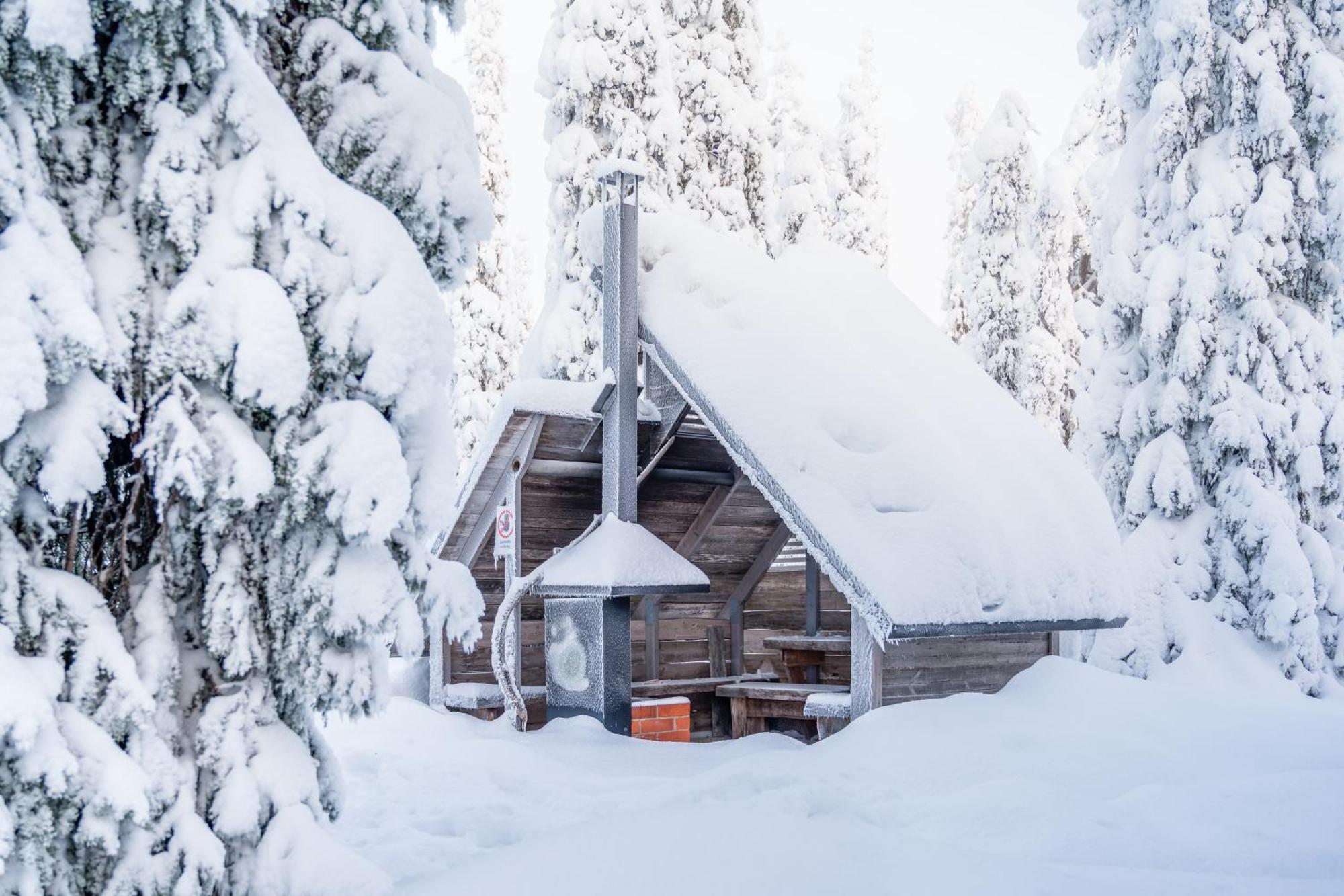 Ruka Inn Buitenkant foto